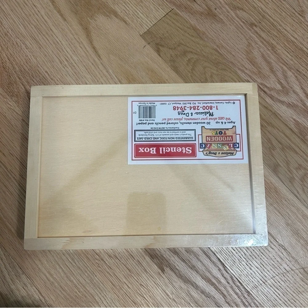Vintage Melissa & Doug Wooden Toys Stencil Box NEW Colored Pencils Paper